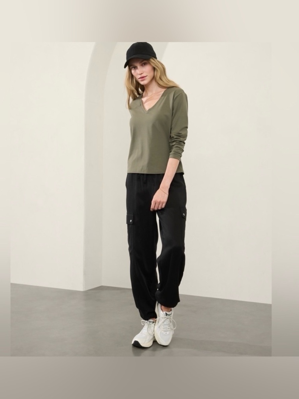 Athleta Top - essential v neck long sleeve